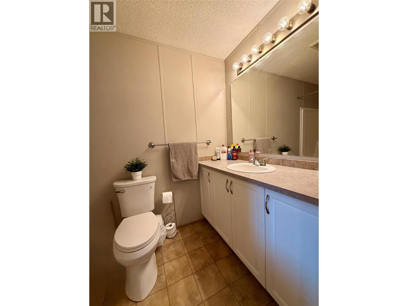 2011 3 Highway Unit# 31, Fernie