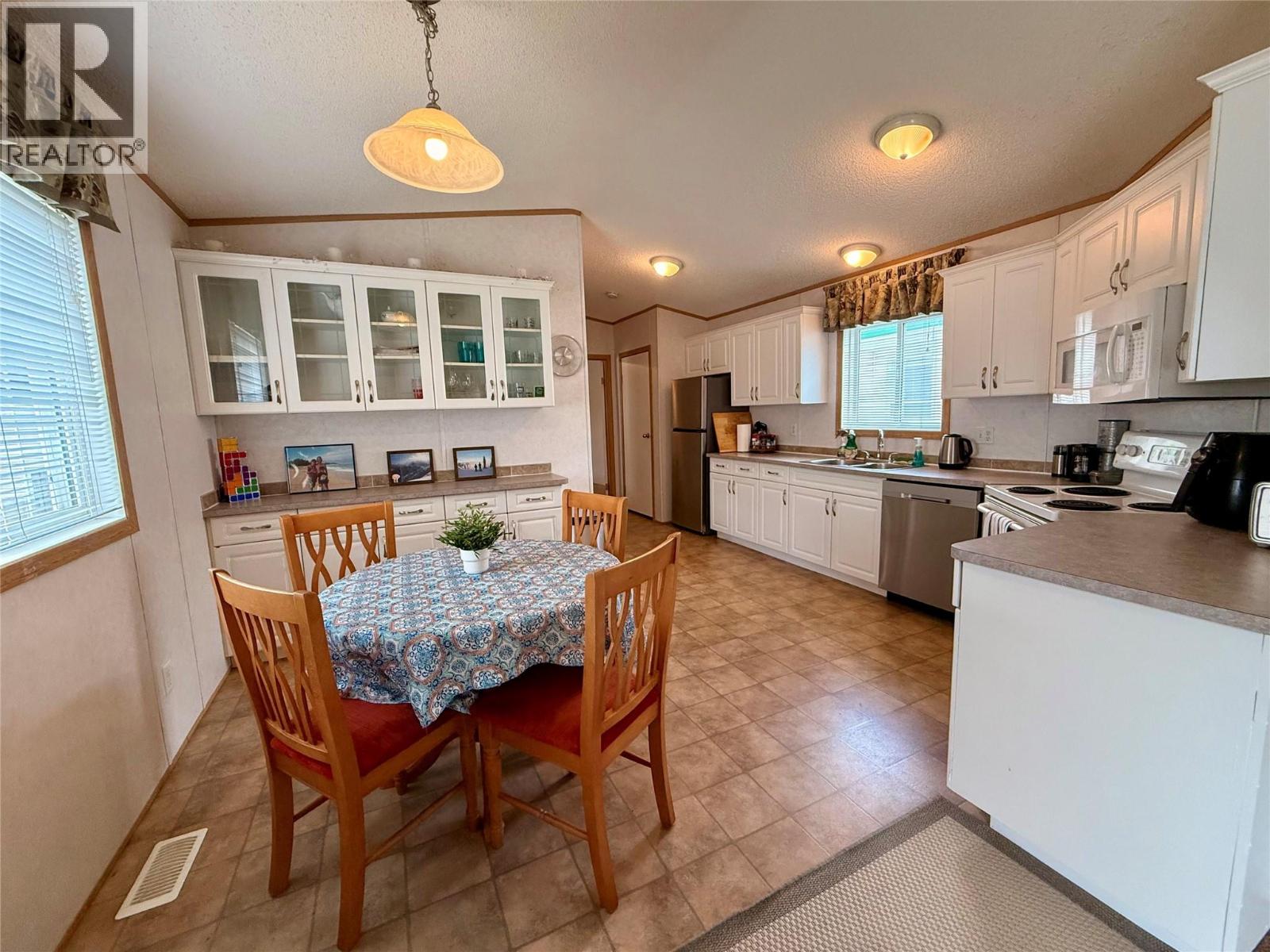 2011 3 Highway Unit# 31, Fernie