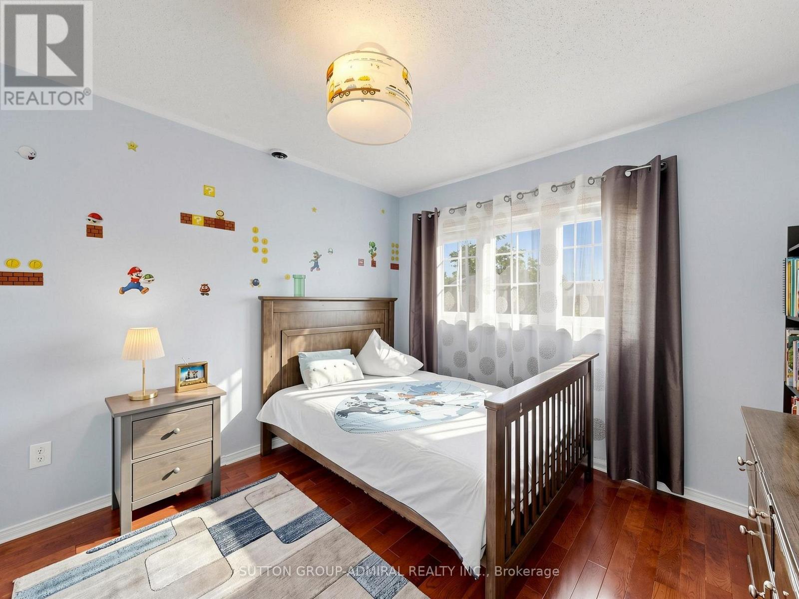 32 BEAVERBROOK CRESCENT - 29