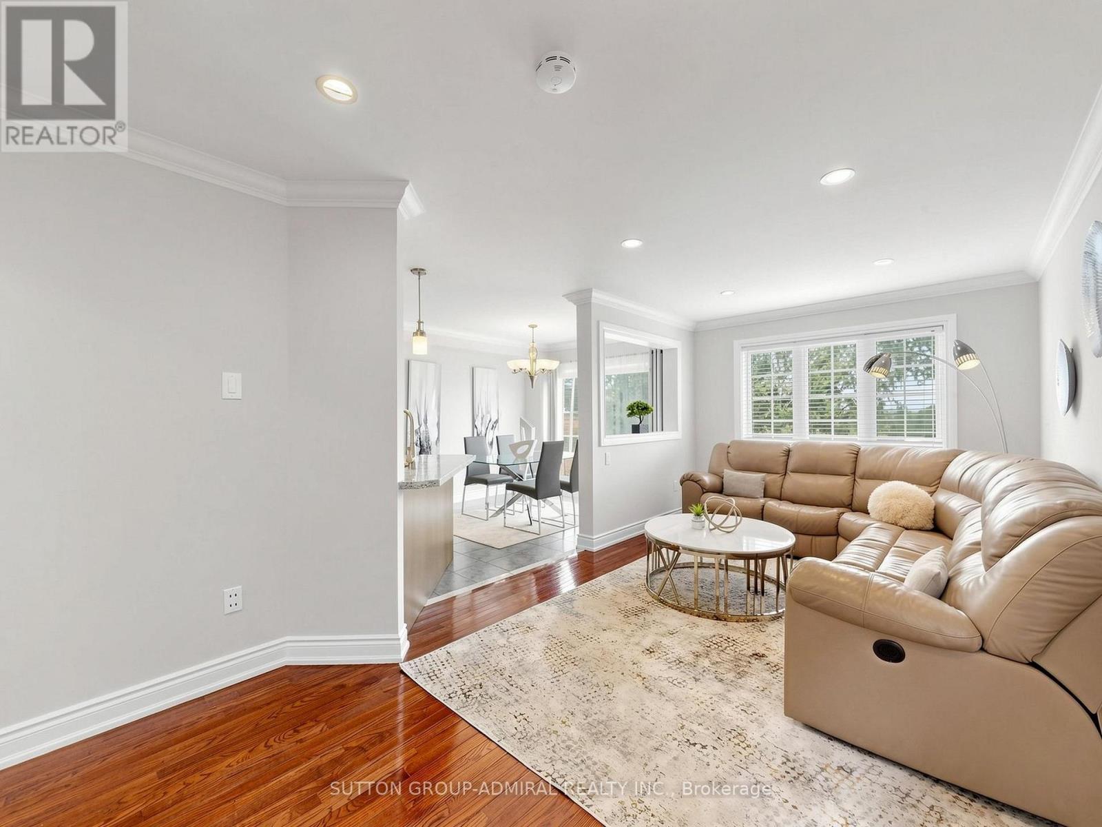 32 BEAVERBROOK CRESCENT - 5