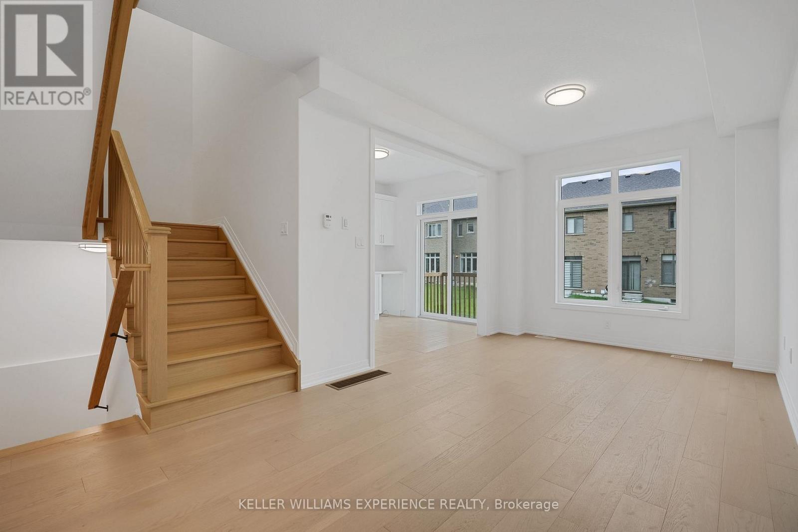 86 SAGEWOOD AVENUE - 7