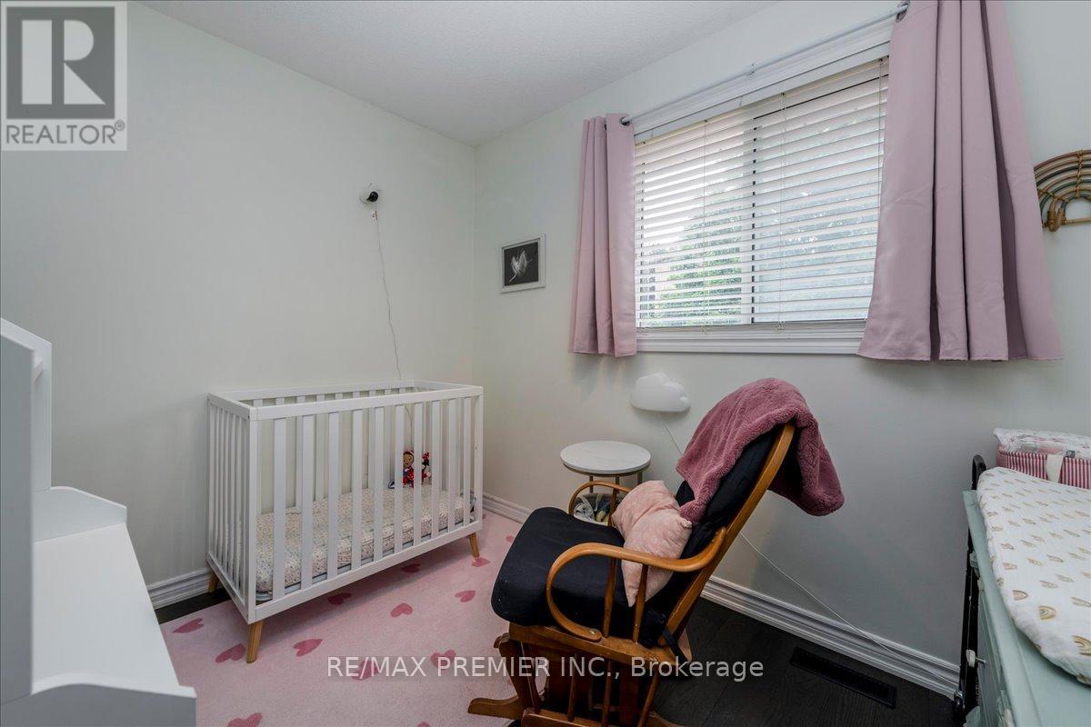129 CHALMERS DRIVE - 12