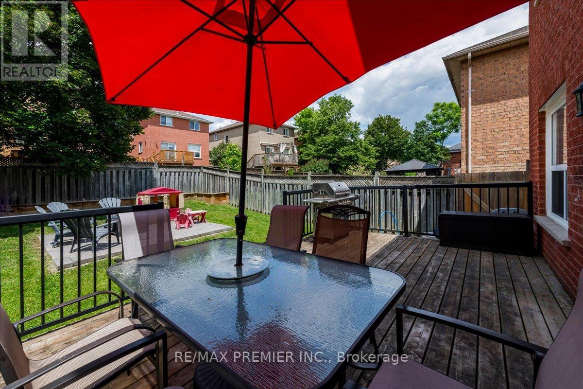 129 CHALMERS DRIVE - 16