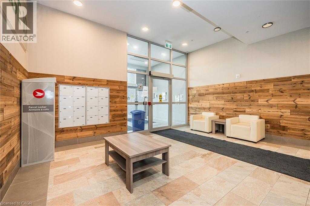 #215 257 HEMLOCK Street - 24