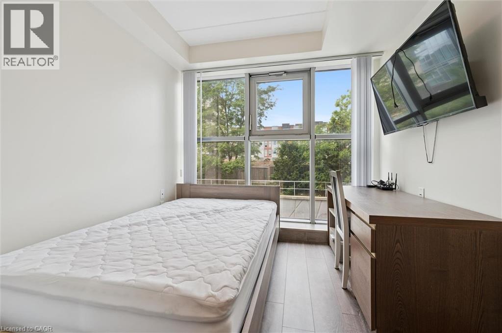 #215 257 HEMLOCK Street - 6
