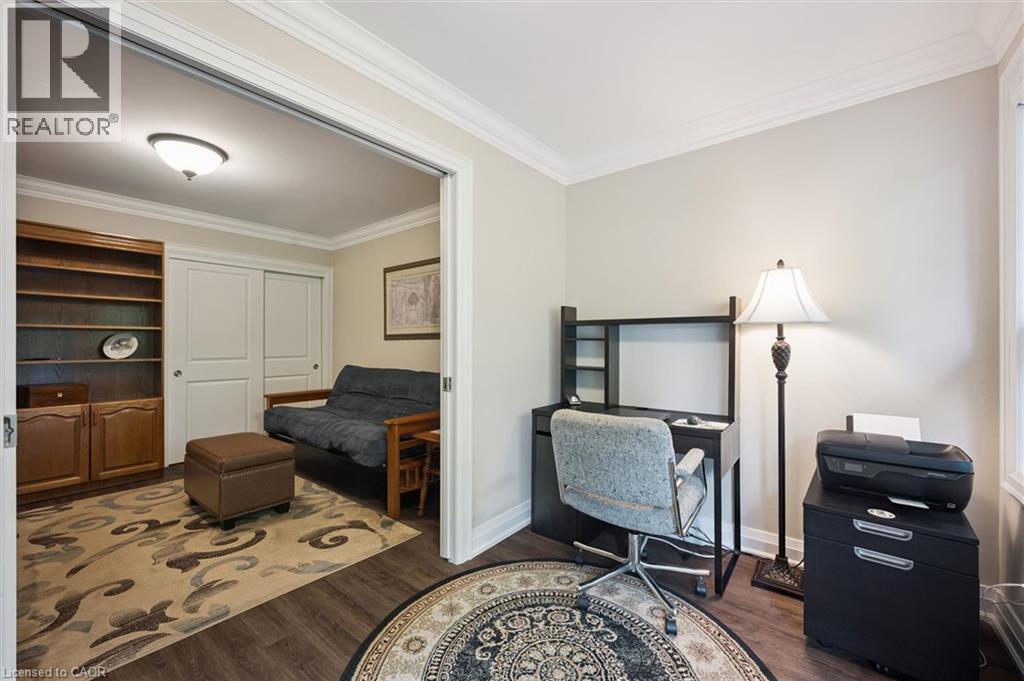 32 CARDINAL MINDSZENTY Boulevard - 24