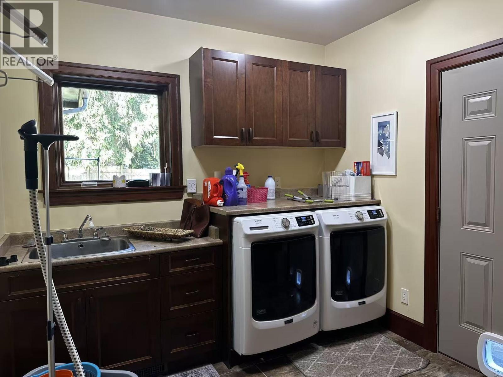 411 KERRY DRIVE, Delta