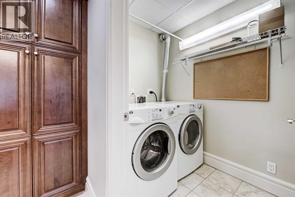 #2308 920 5 Avenue SW - 25