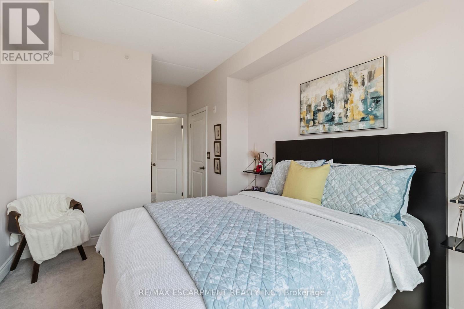 #113 630 SAUVE STREET - 23