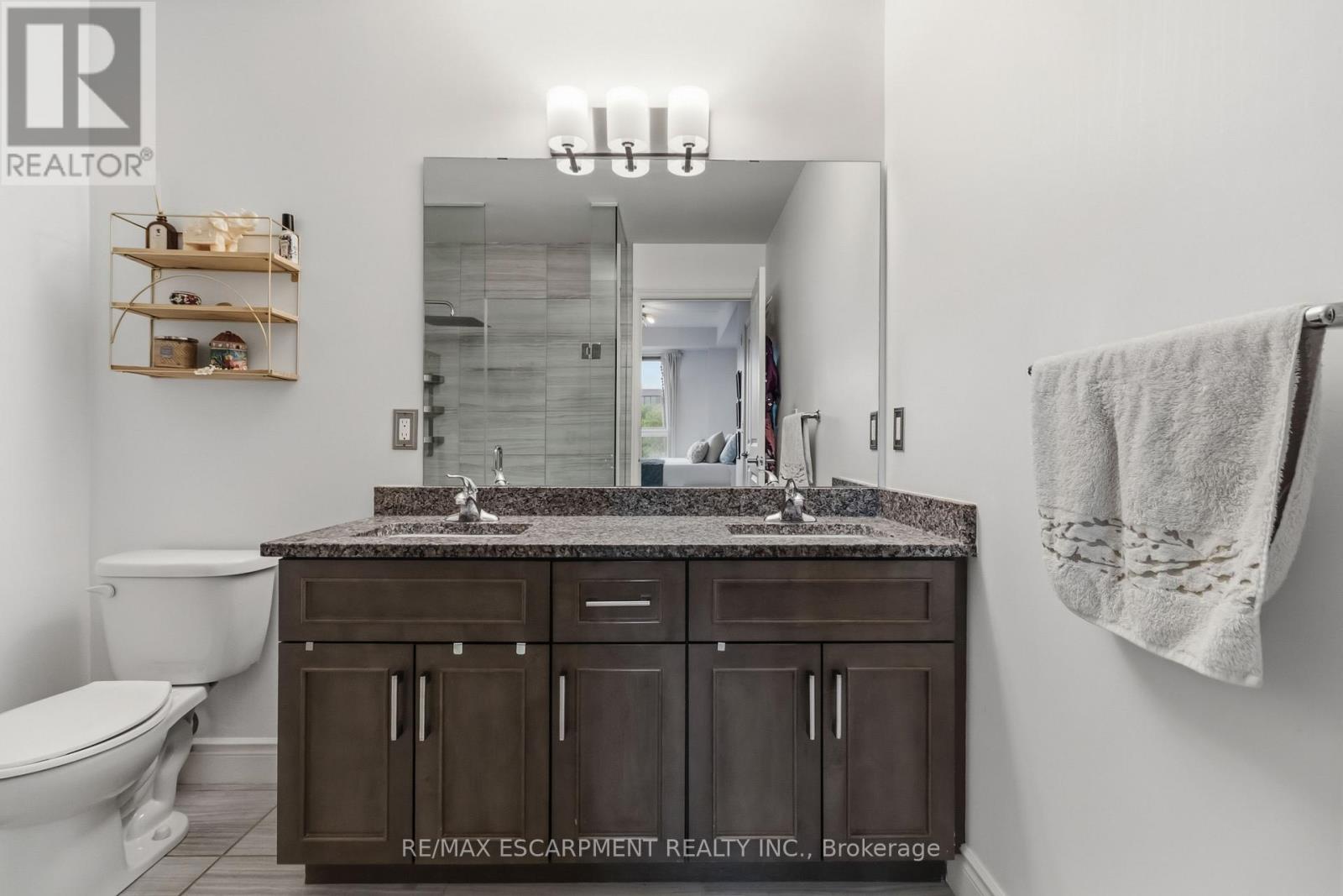 #113 630 SAUVE STREET - 26