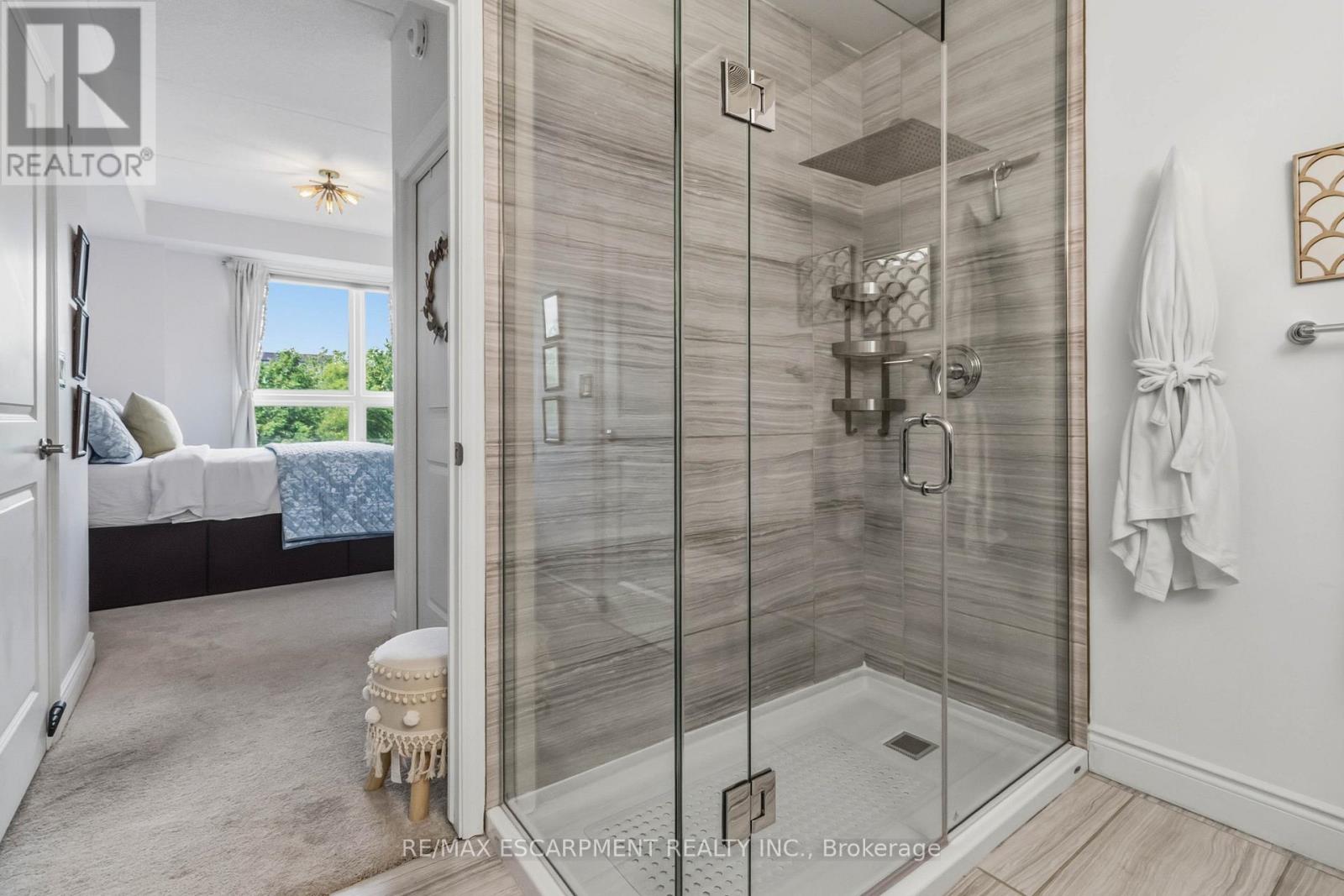 #113 630 SAUVE STREET - 27