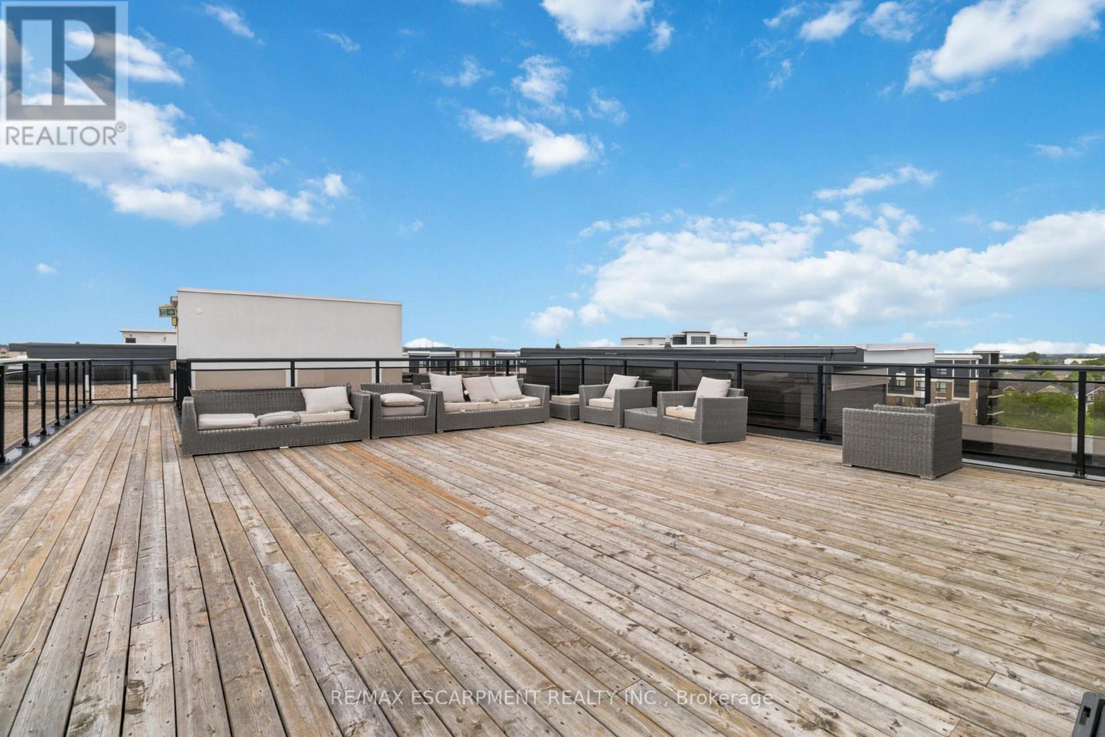 #113 630 SAUVE STREET - 39