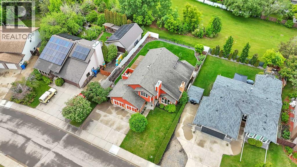 69 McCullough Crescent, Red Deer