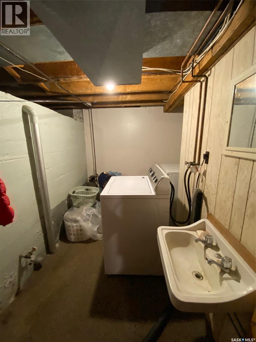 216 Maple AVENUE - 19