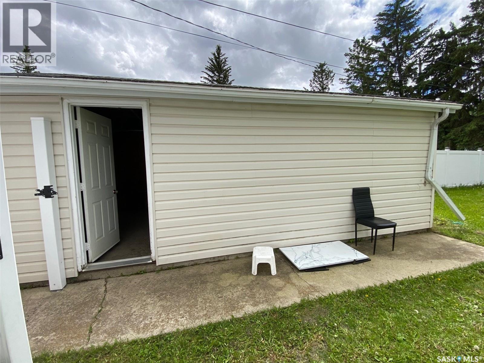 216 Maple AVENUE - 23