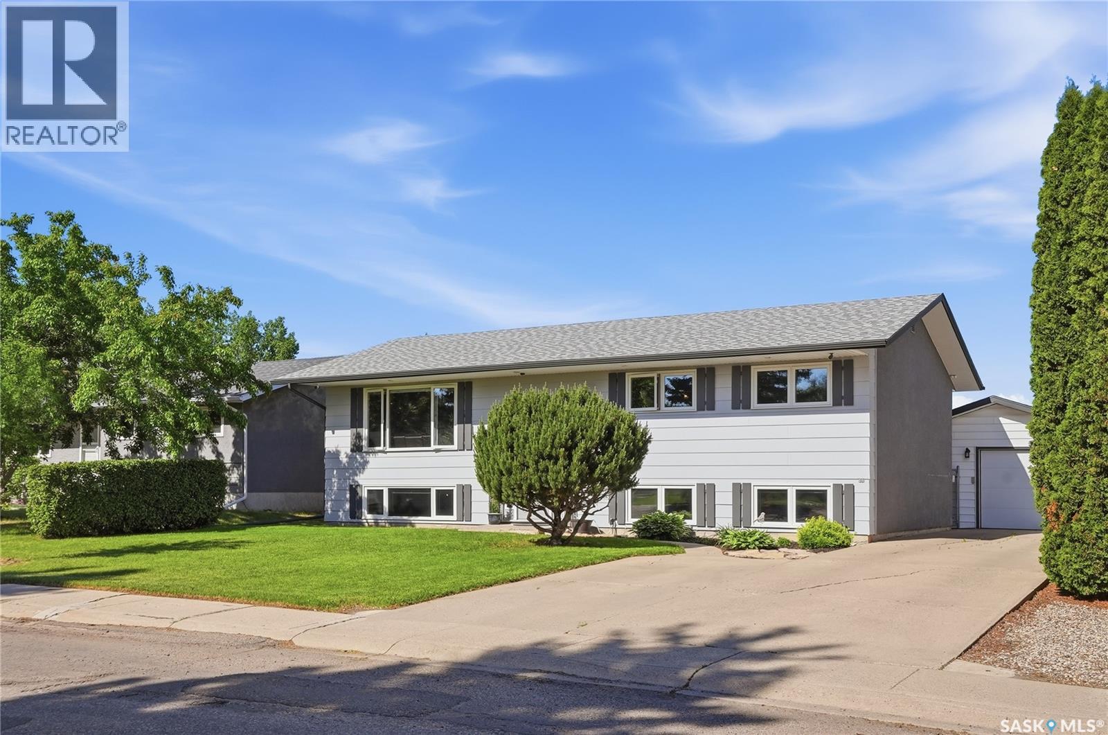 154 Mount Allison CRESCENT — photo 37