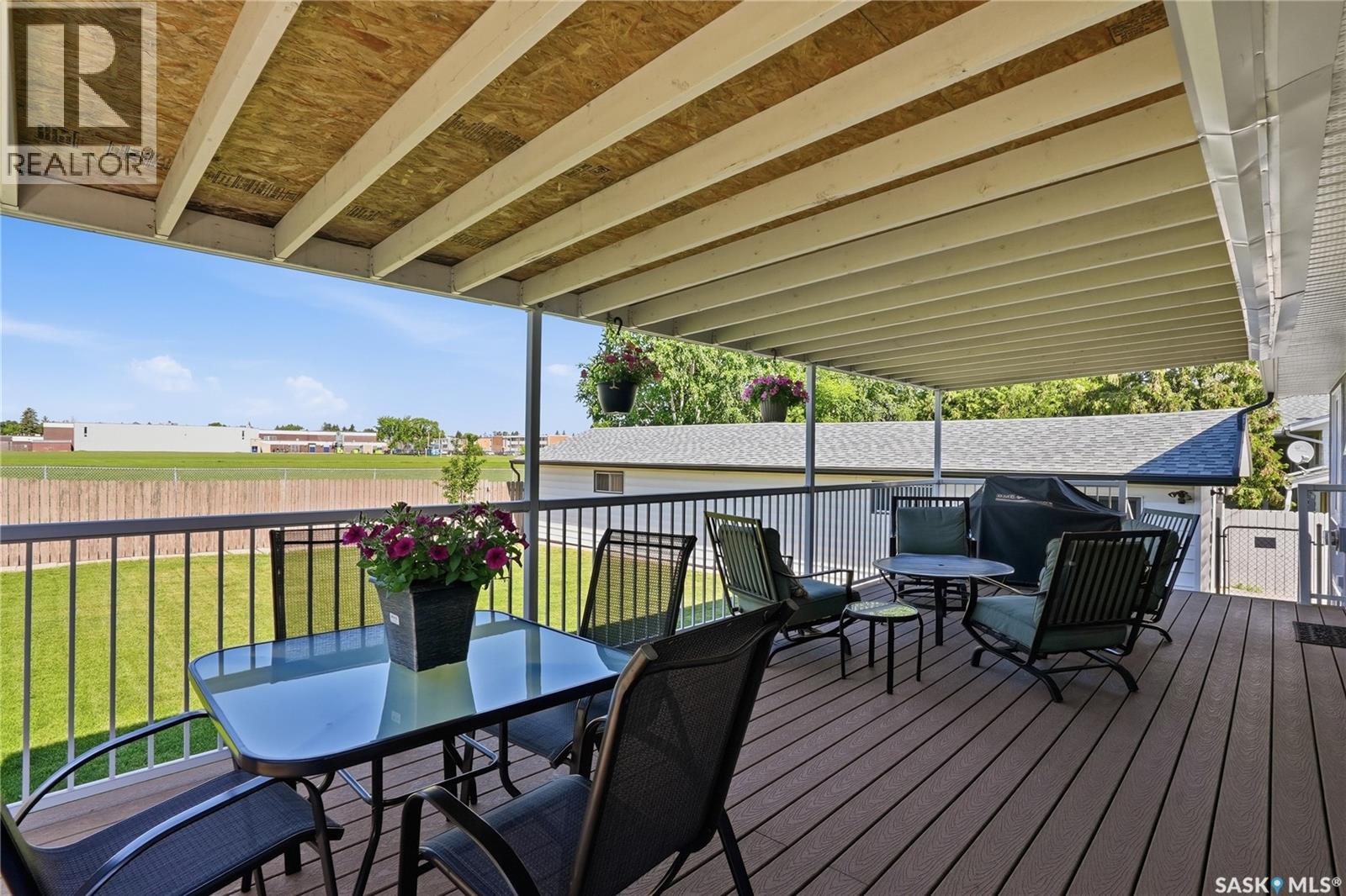 154 Mount Allison CRESCENT — photo 47