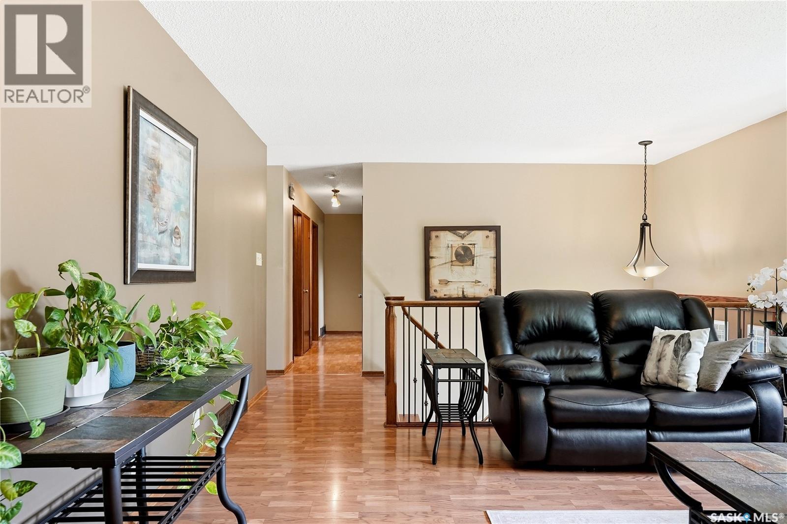 154 Mount Allison CRESCENT — photo 7