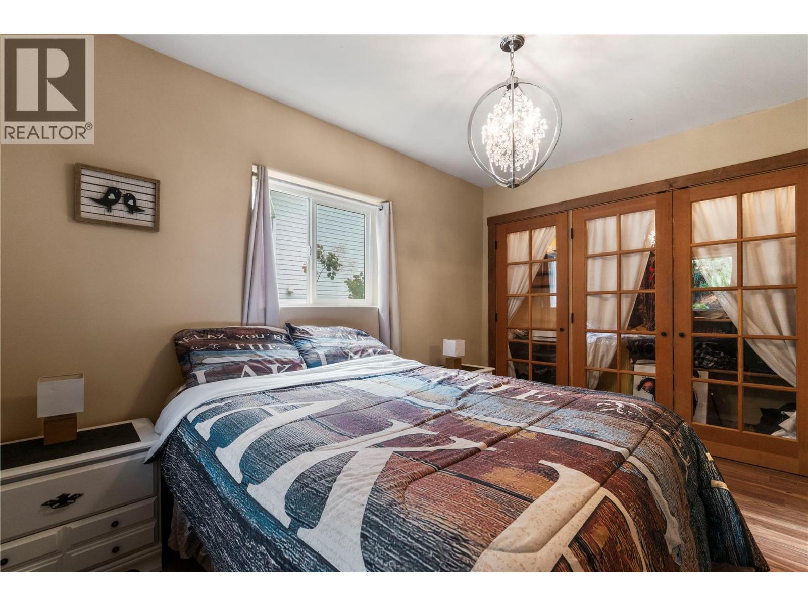  2593 Centennial Drive, Blind Bay