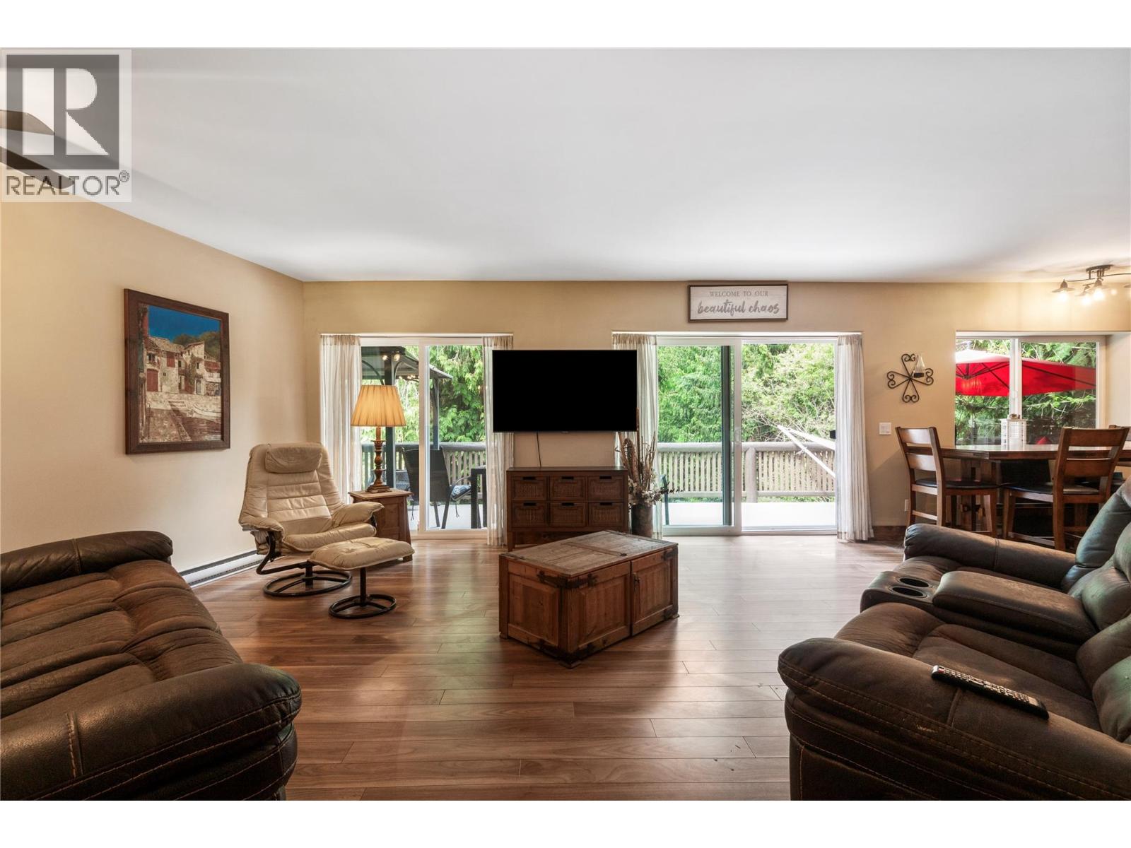  2593 Centennial Drive, Blind Bay