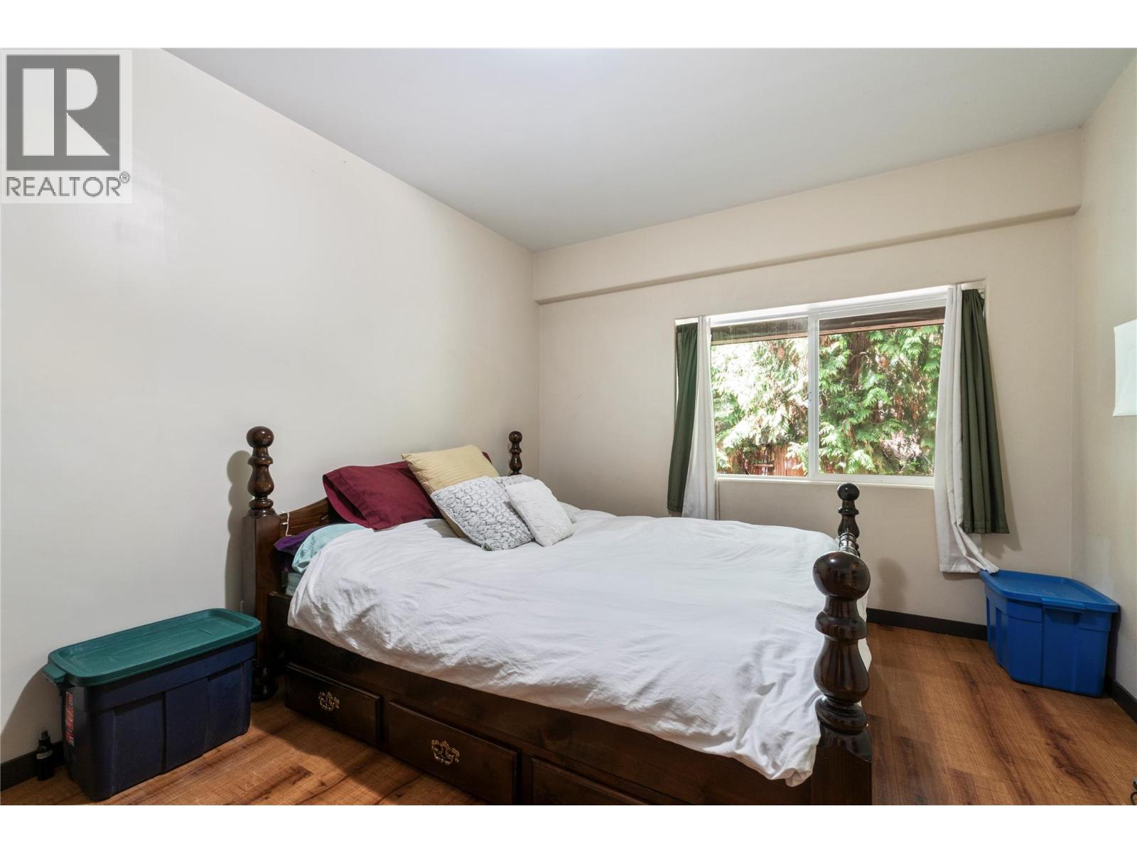  2593 Centennial Drive, Blind Bay