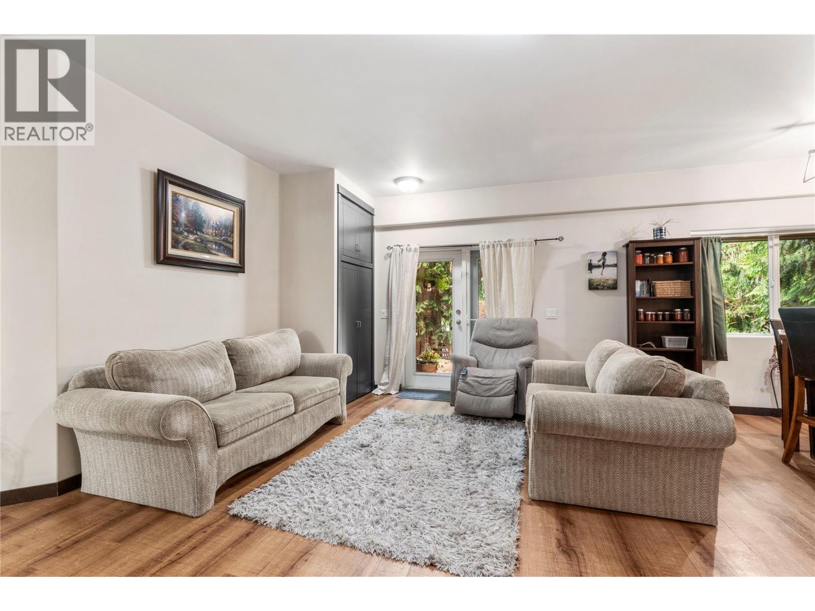  2593 Centennial Drive, Blind Bay