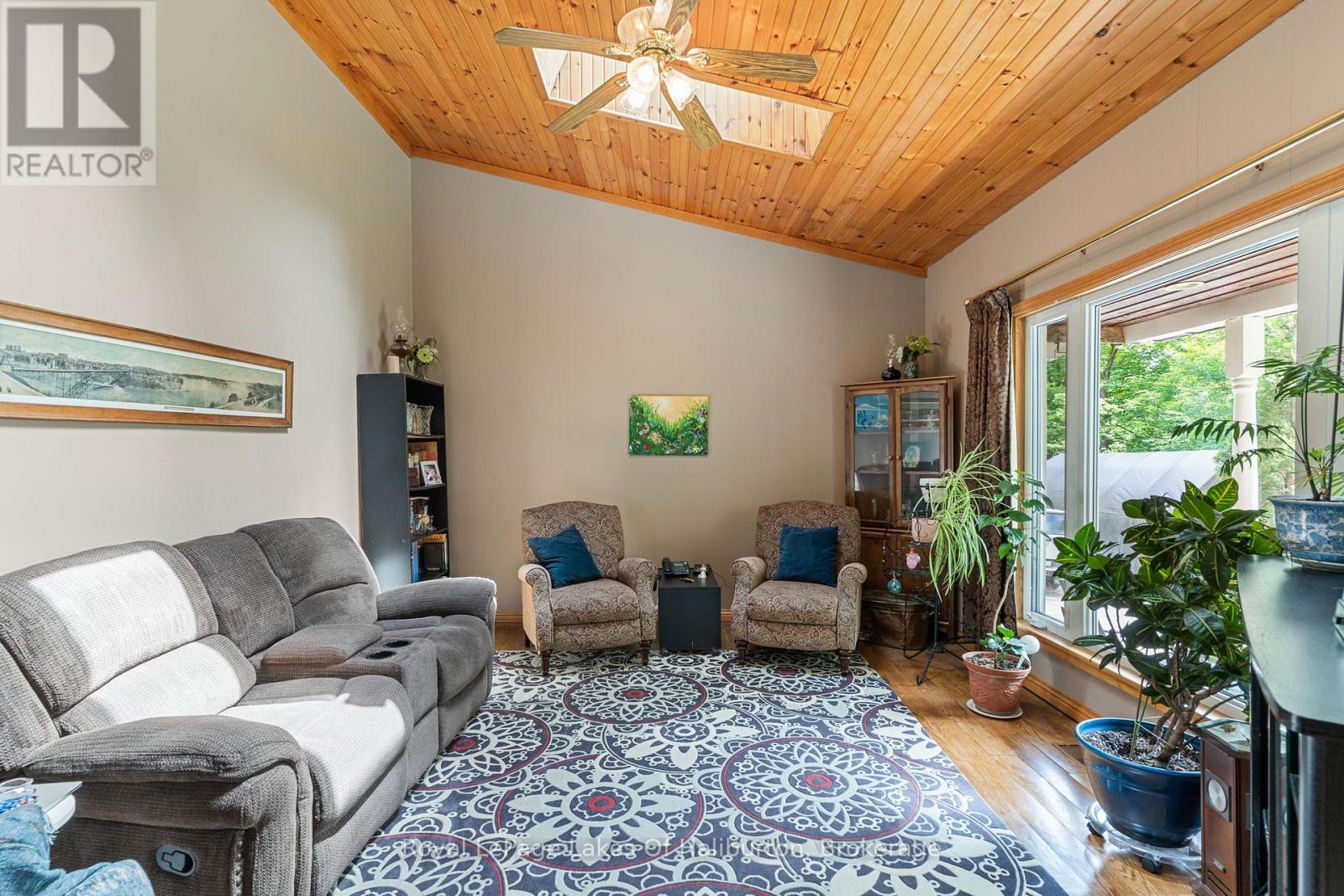 16741 HIGHWAY 118 - Image 9