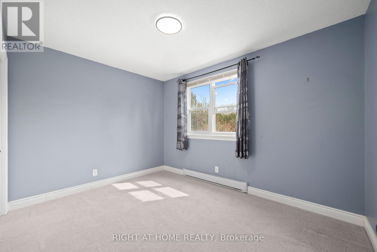 12 MAPLE GROVE ROAD - 10