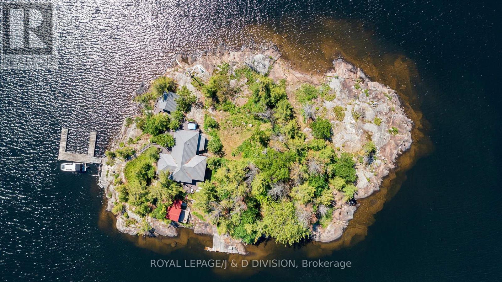 1 B254 EMERALD ISLAND - 3