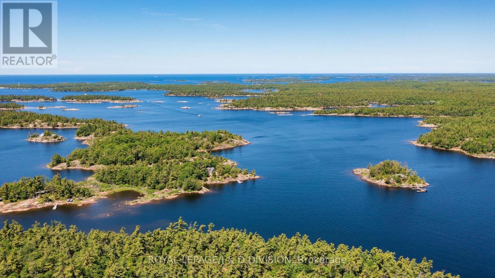 1 B254 EMERALD ISLAND - 46