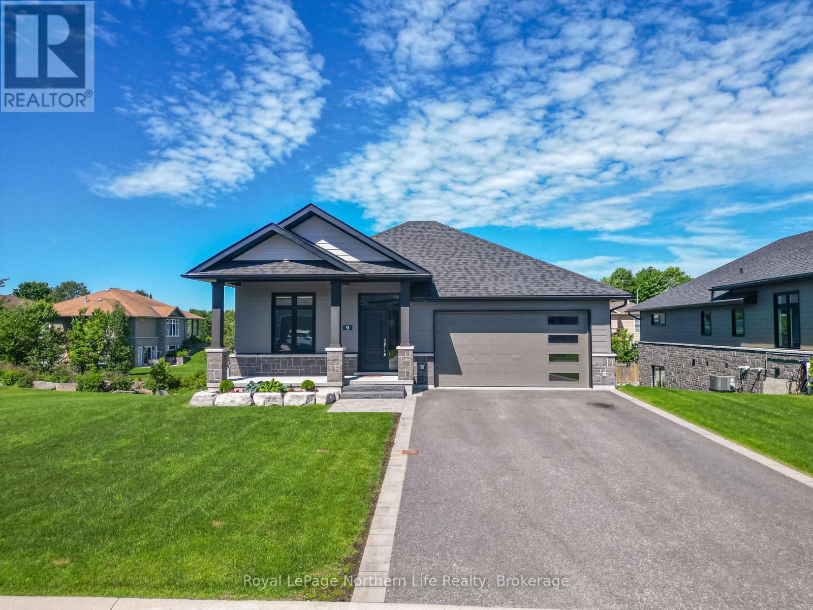 9 SILVER MAPLE LANE - 1