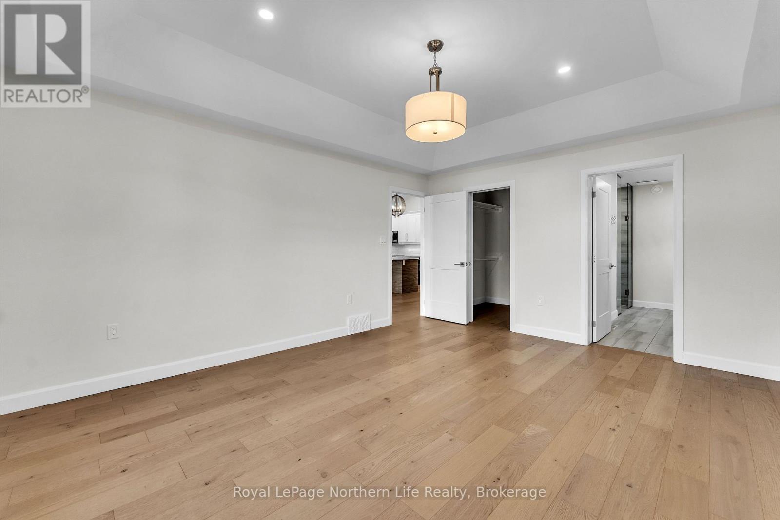 9 SILVER MAPLE LANE - 25