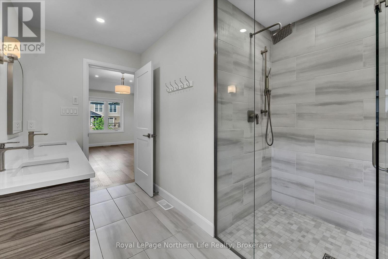 9 SILVER MAPLE LANE - 29