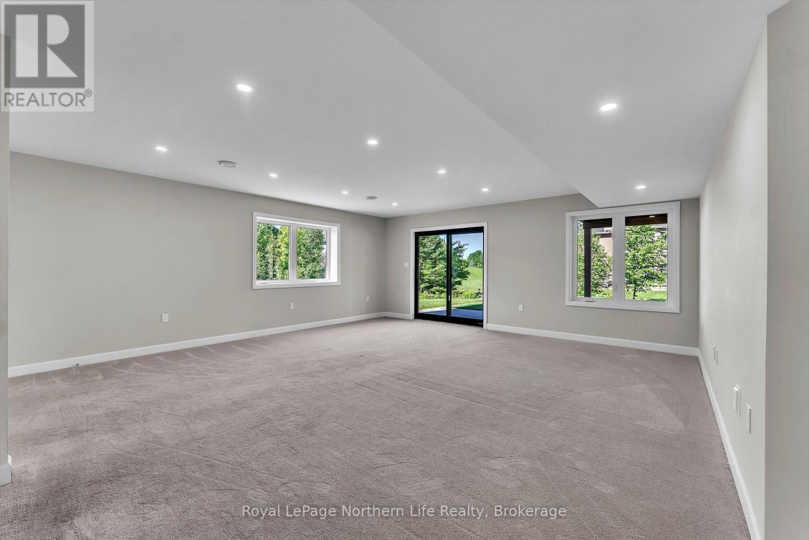 9 SILVER MAPLE LANE - 32