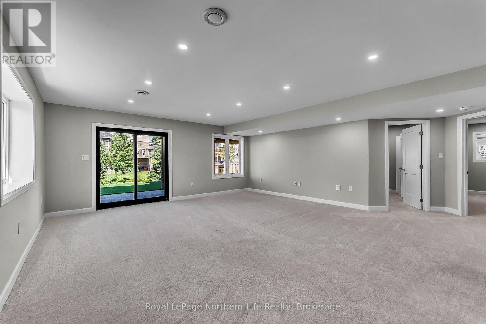 9 SILVER MAPLE LANE - 33