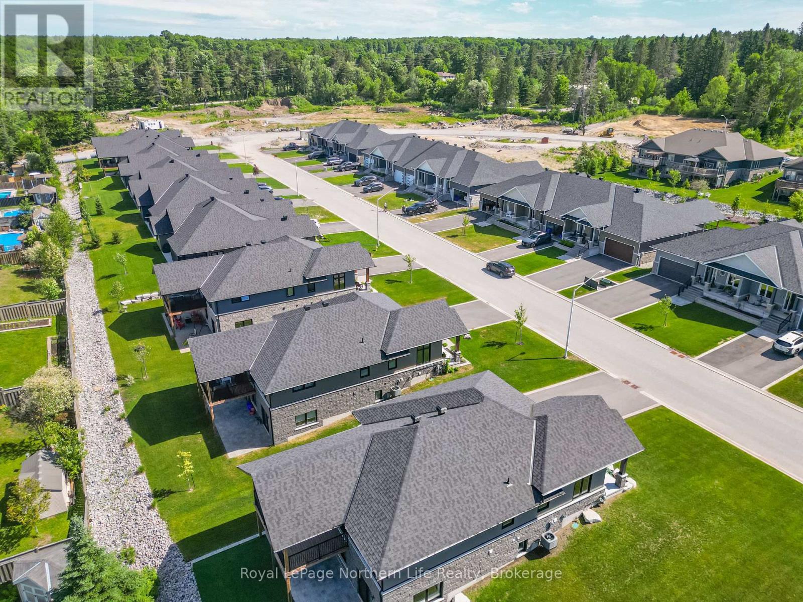 9 SILVER MAPLE LANE - 4