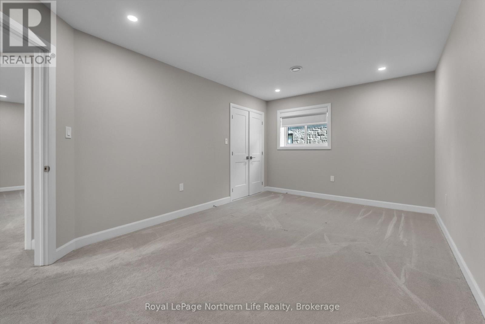9 SILVER MAPLE LANE - 41