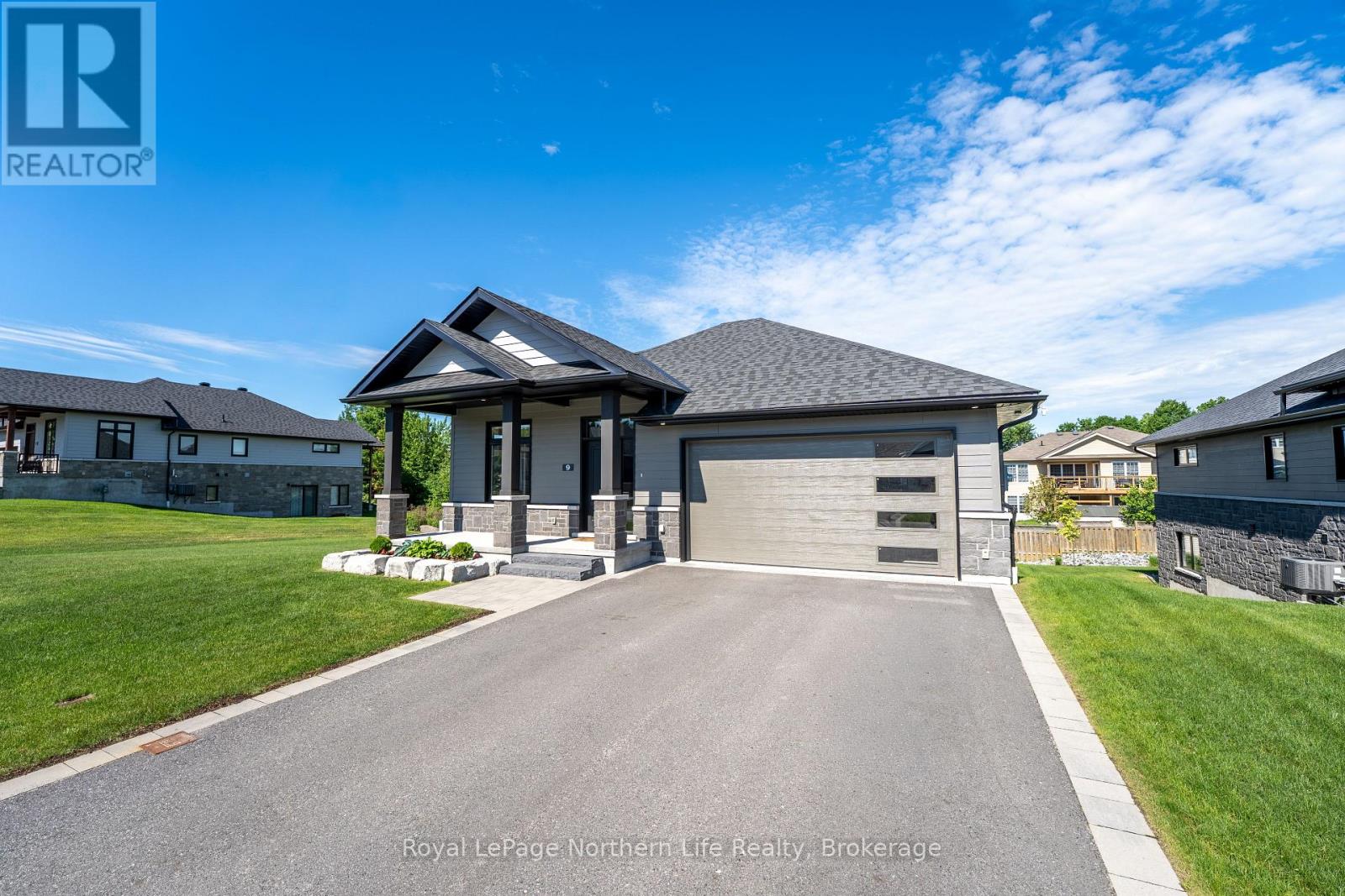9 SILVER MAPLE LANE - 46