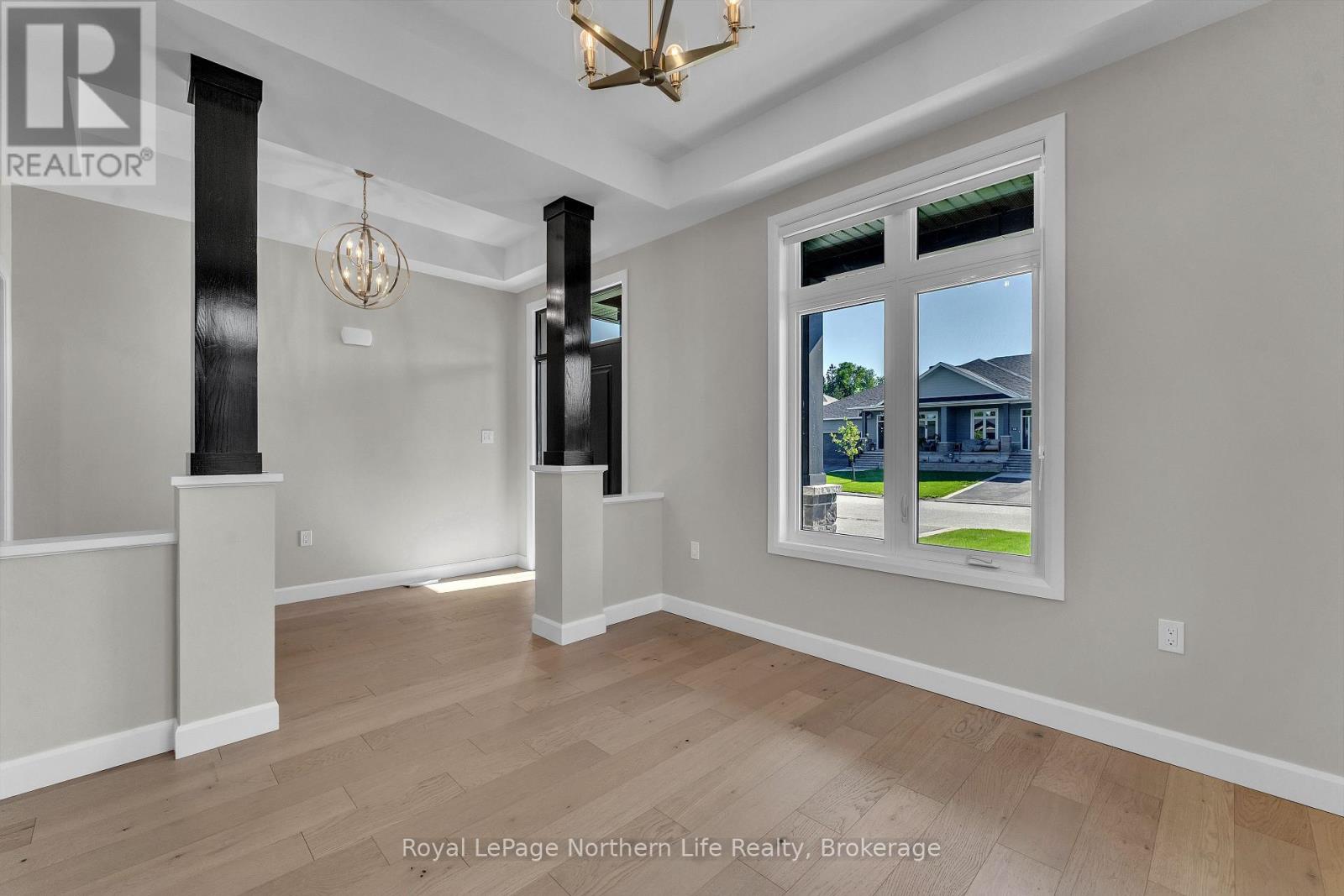 9 SILVER MAPLE LANE - 7