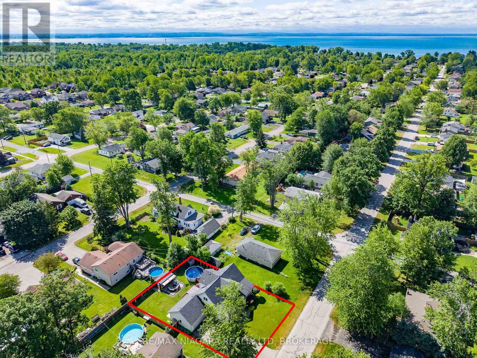 664 LAKEVIEW ROAD - 48