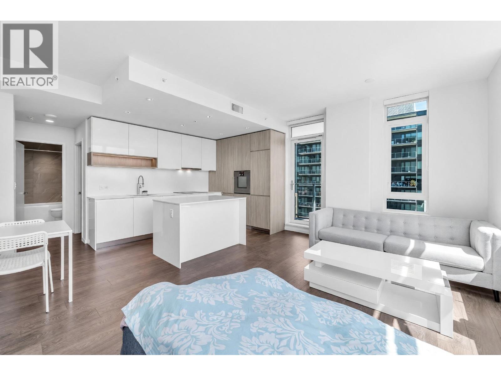#902-6808 MINORU Boulevard, Richmond
