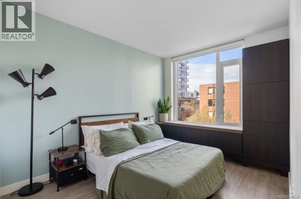 #401 845 Johnson St - 15