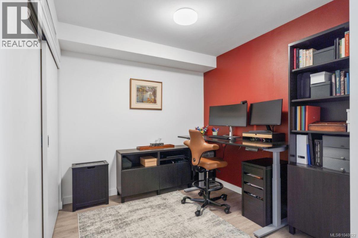 #401 845 Johnson St - 17