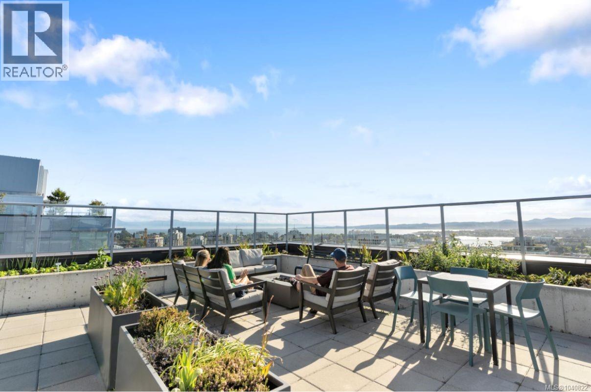 #401 845 Johnson St - 22