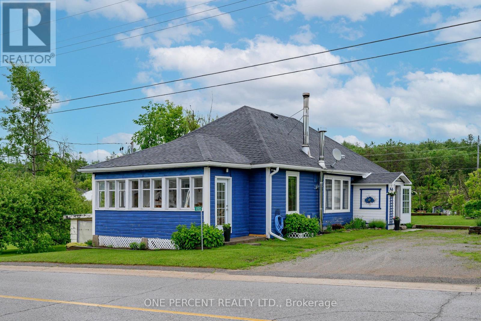 4982 MONCK ROAD - 1
