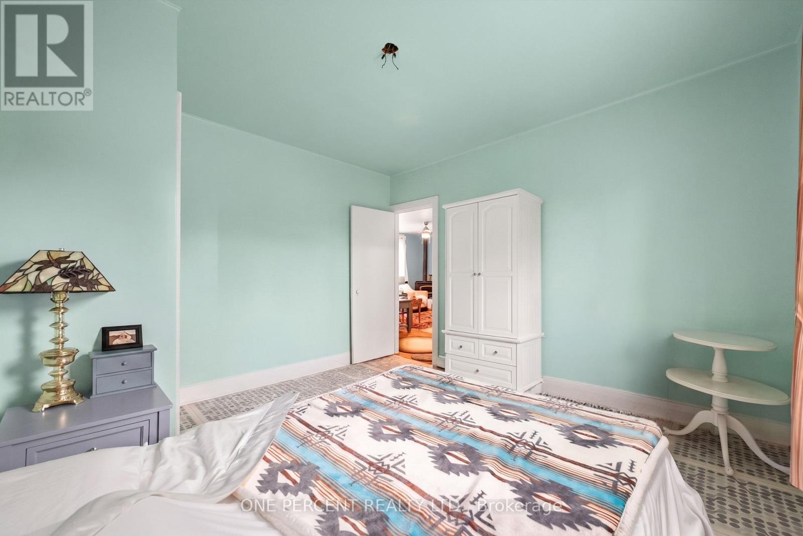 4982 MONCK ROAD - 35