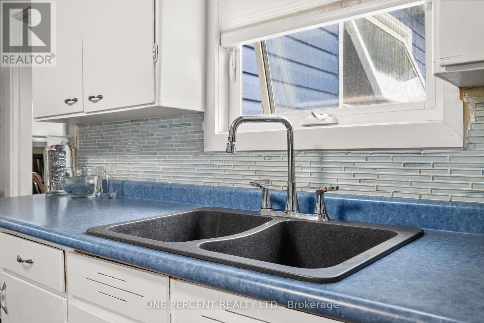 4982 MONCK ROAD - 39