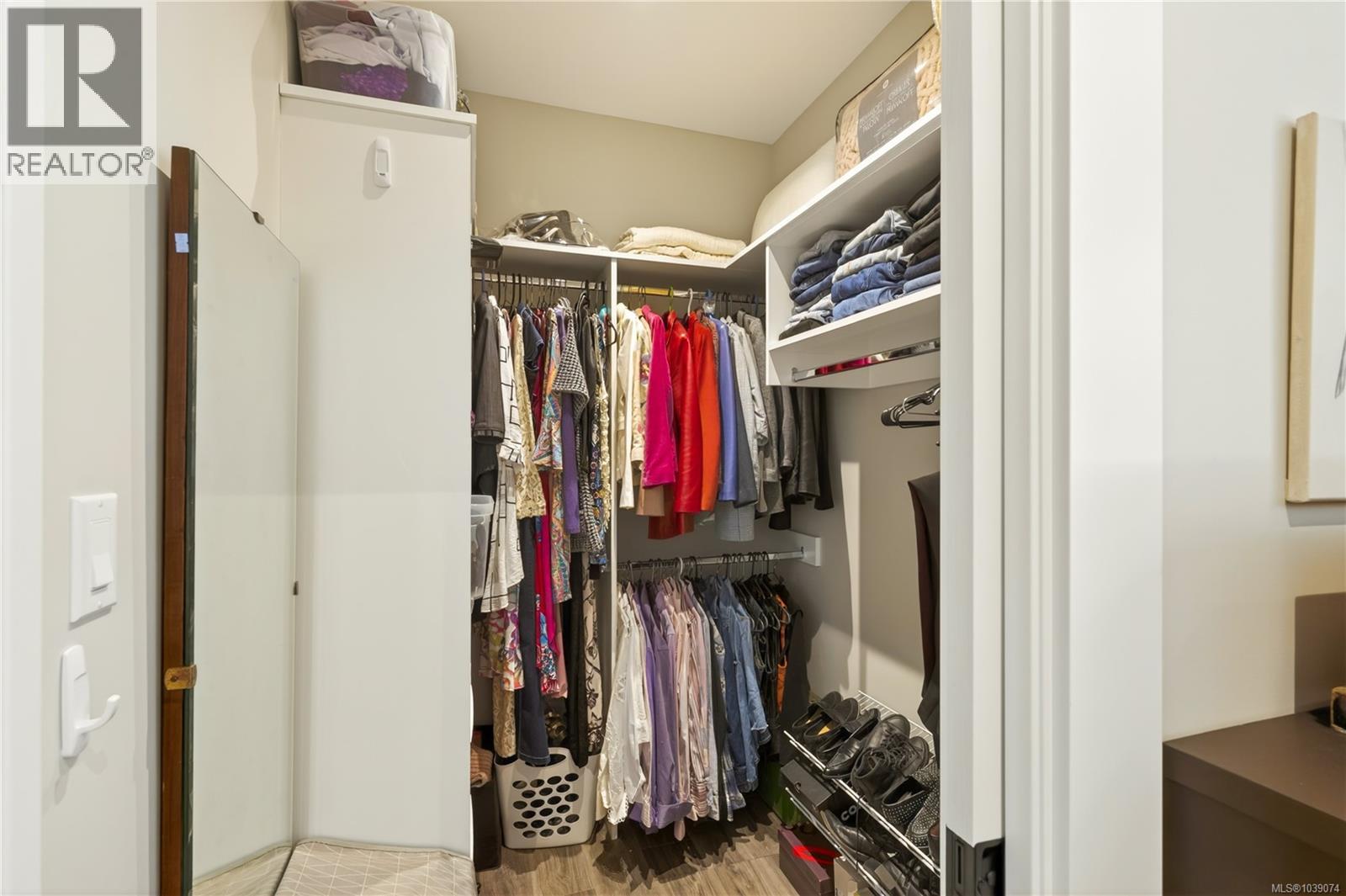 697 Briarwood Dr - 15