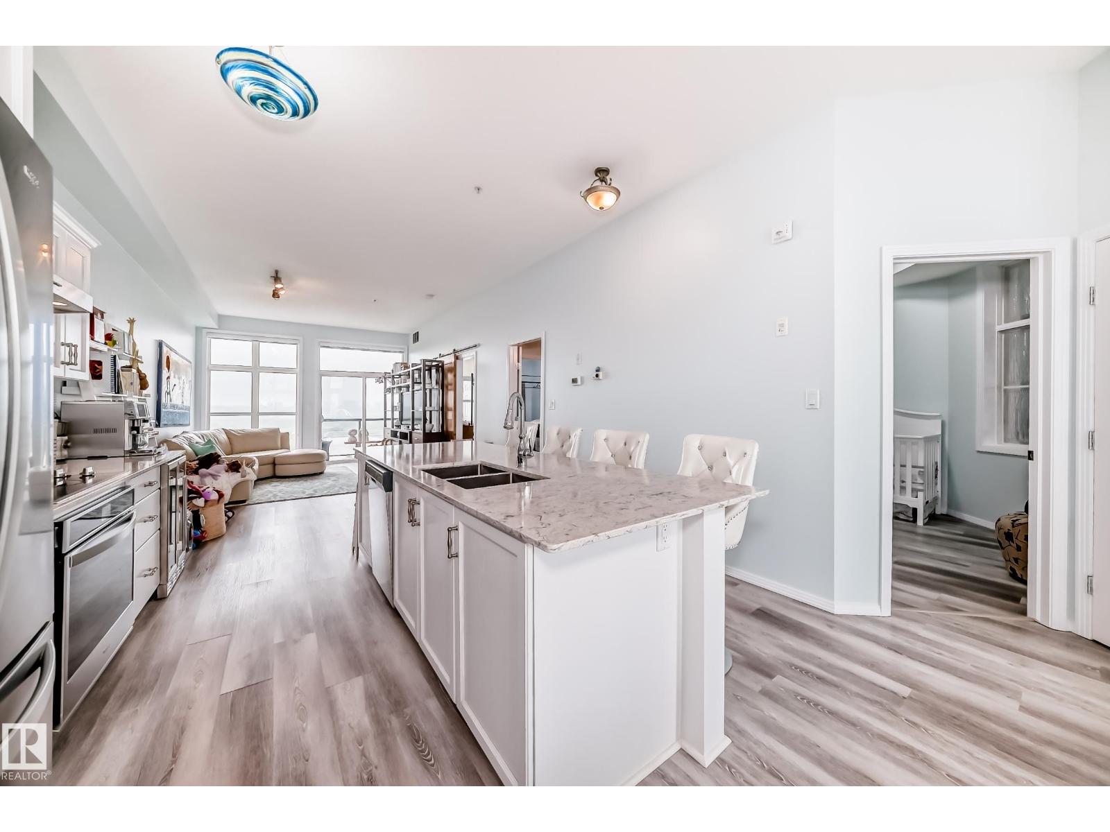 #414 9507 101 AV NW - 1