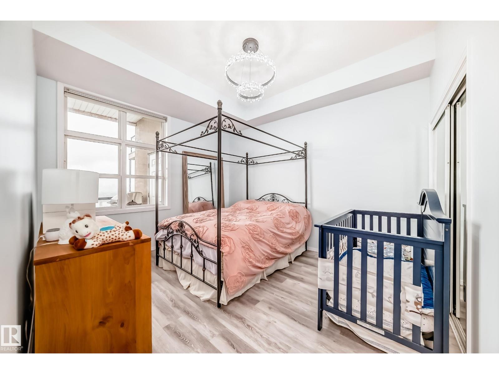 #414 9507 101 AV NW - 12